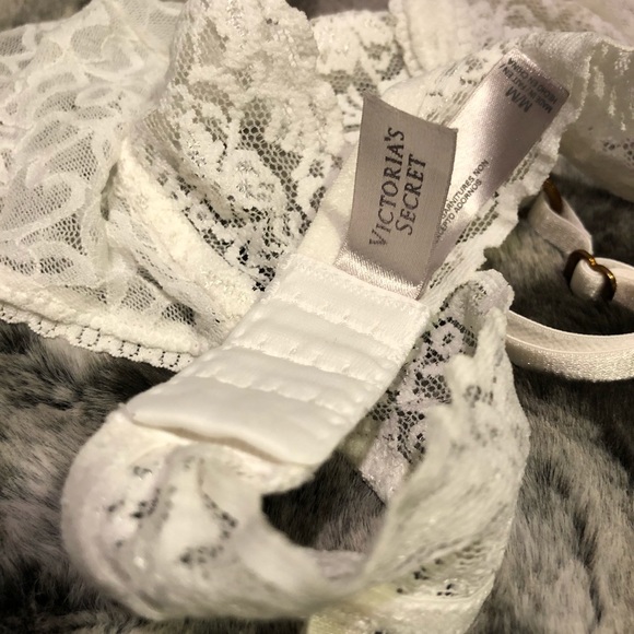 Bralettes - Picture 4 of 8